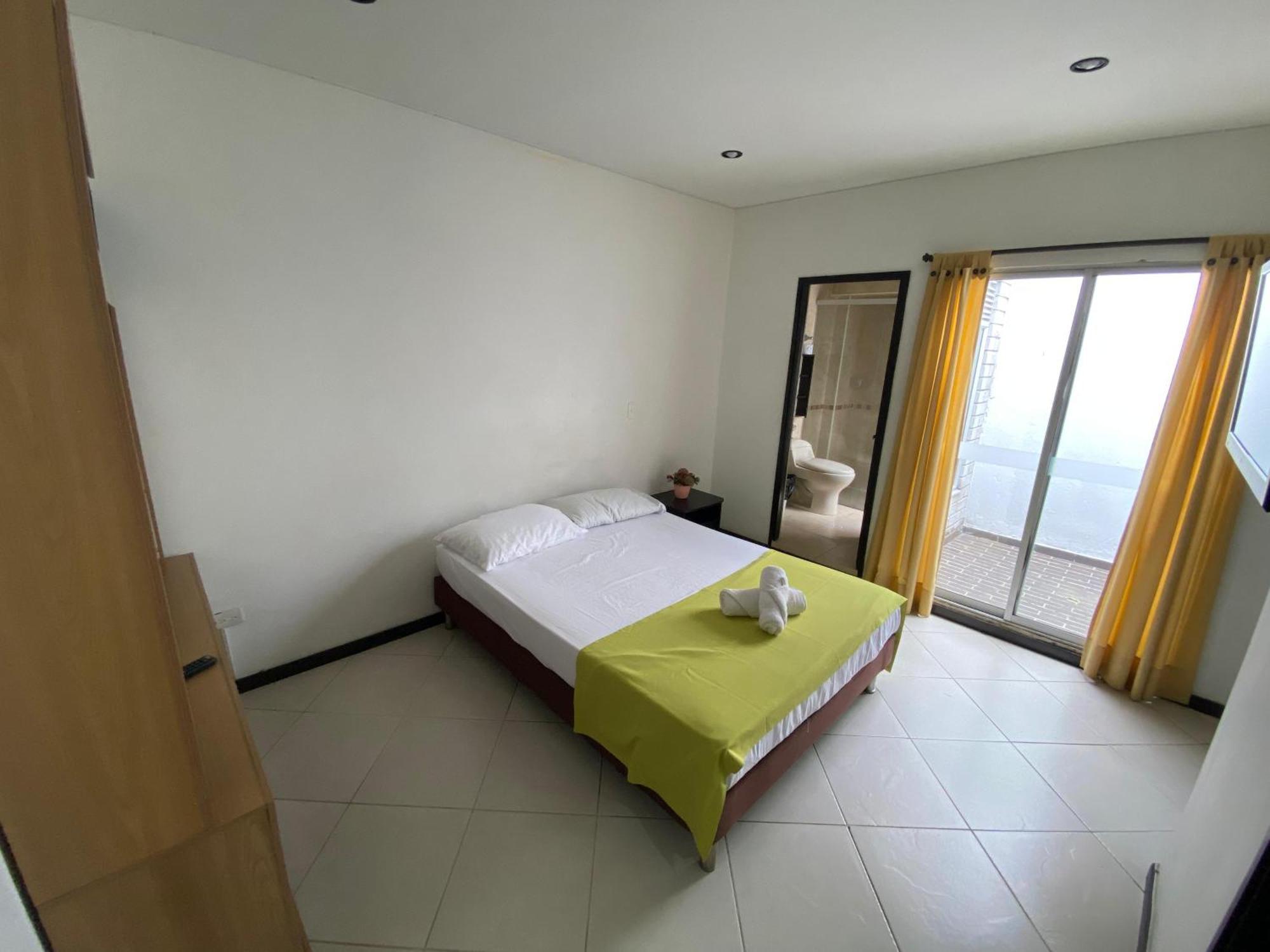 Aparthotel Laureles *